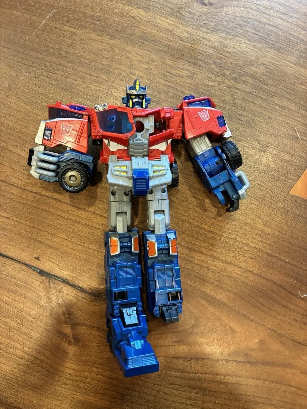 Vintage 2004 Hasbro/Takara Transformers Energon Optimus Prime figure. incomplete